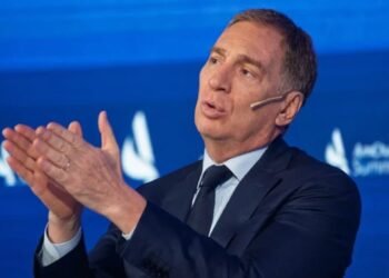 Santilli respalda salida de Flávio Bolsonaro de Argentina: todo en orden